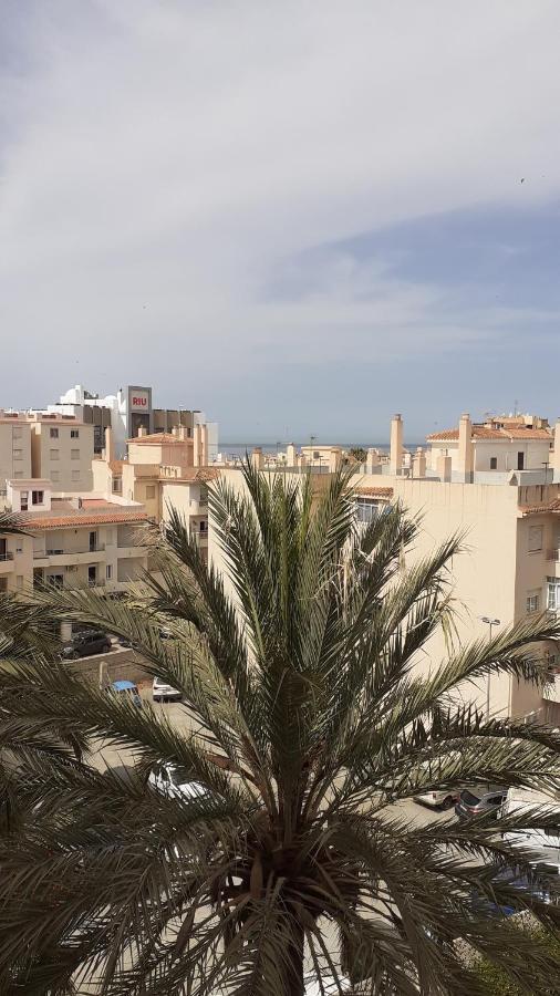 Amplio Piso Al Lado De La Playa En Nerja Daire Dış mekan fotoğraf