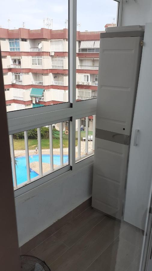 Amplio Piso Al Lado De La Playa En Nerja Daire Dış mekan fotoğraf